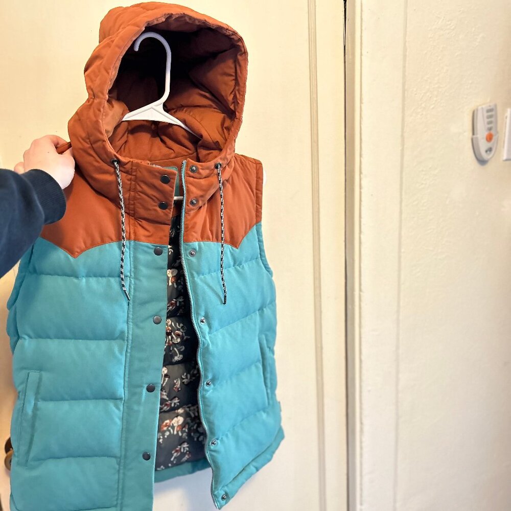 Patagonia Down Hooded Vest in Mogul Blue - Picture 3 of 3